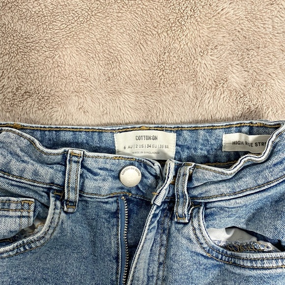 Cotton On High Rise Stretch Shorts  size:2US - Picture 2 of 3